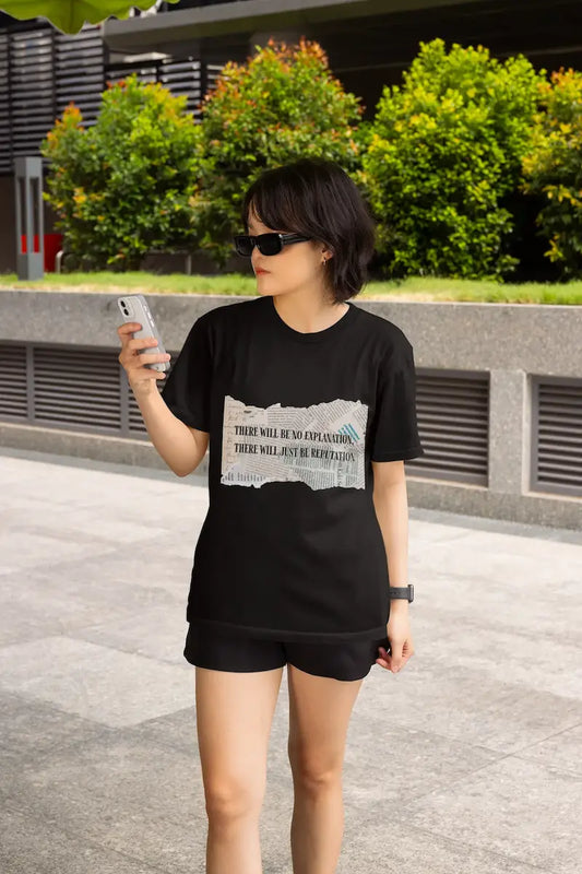 Playera No Explanation Newspaper