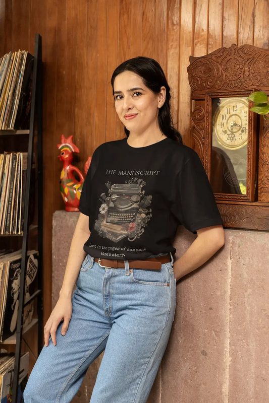 Playera Premium Streetwear - "The Manuscript" Edition (Negra)